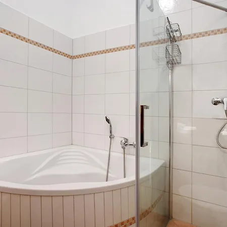 Traumschloesschen 100 M Vom Villa Heringsdorf (Usedom)