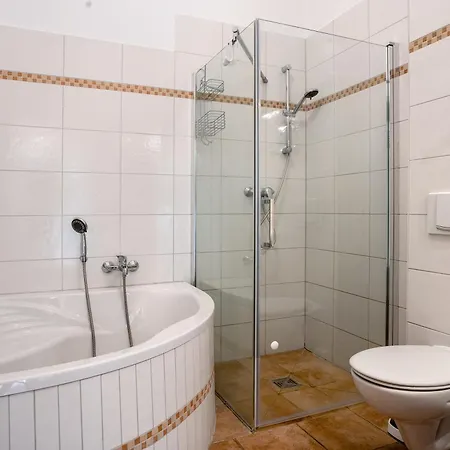 Villa Traumschloesschen 100 M Vom *