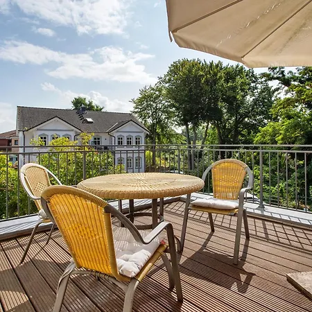 Traumschloesschen 100 M Vom *