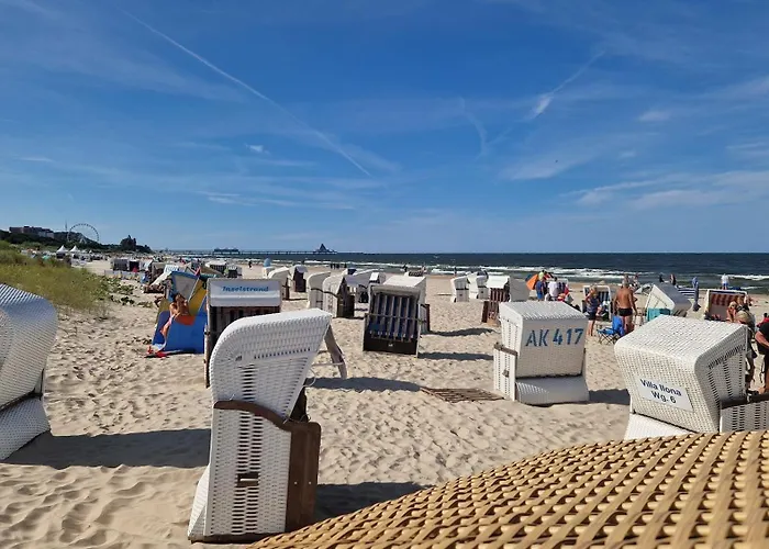 Traumschloesschen 100 M Vom Heringsdorf (Usedom)