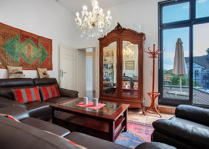 Traumschloesschen 100 M Vom *