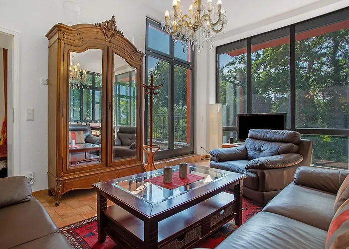 Traumschloesschen 100 M Vom *